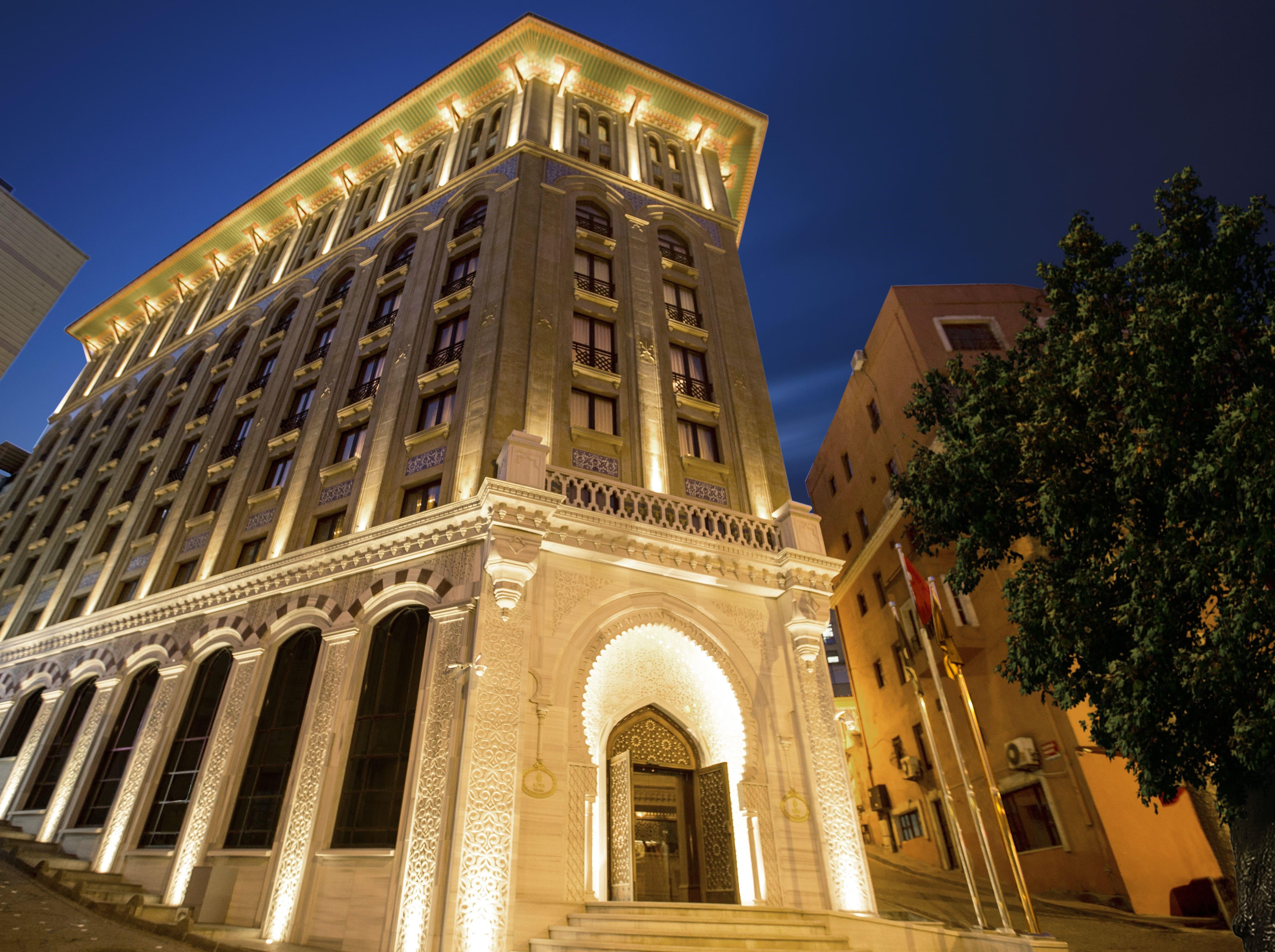Ajwa Sultanahmet - Preferred Hotels Lvx Collection اسطنبول المظهر الخارجي الصورة The building of the university library